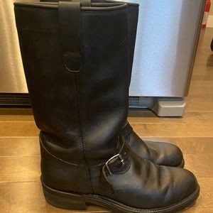 Dayton Rider boots size 9.5 US